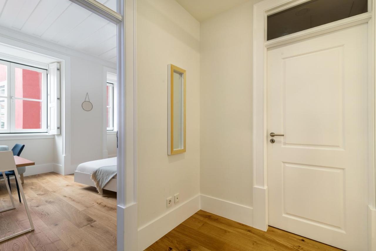 Modern Flat In Downtown Lisbon By Lovelystay Екстериор снимка